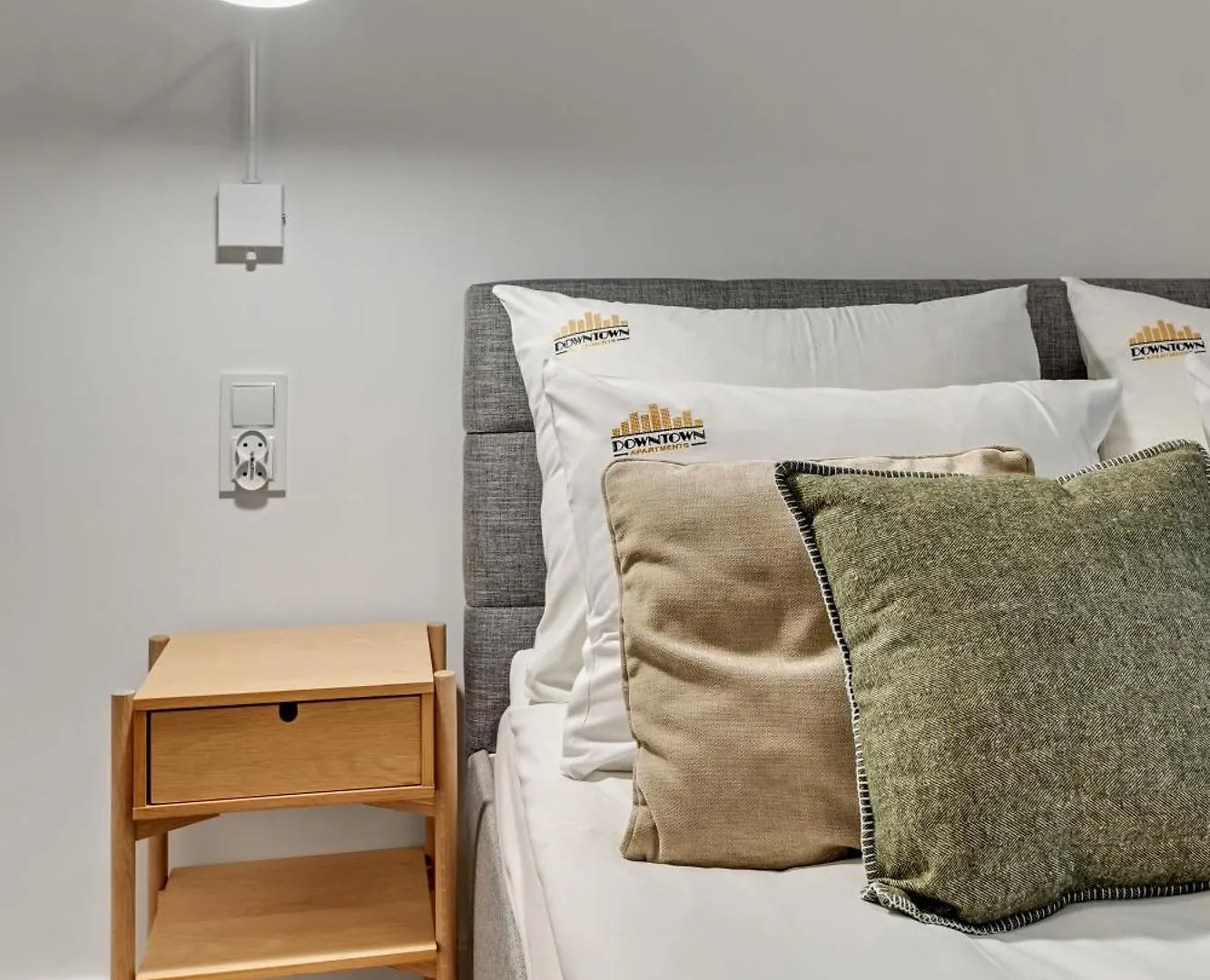 Riverfront & Parking By Downtown Apartments Gdansk