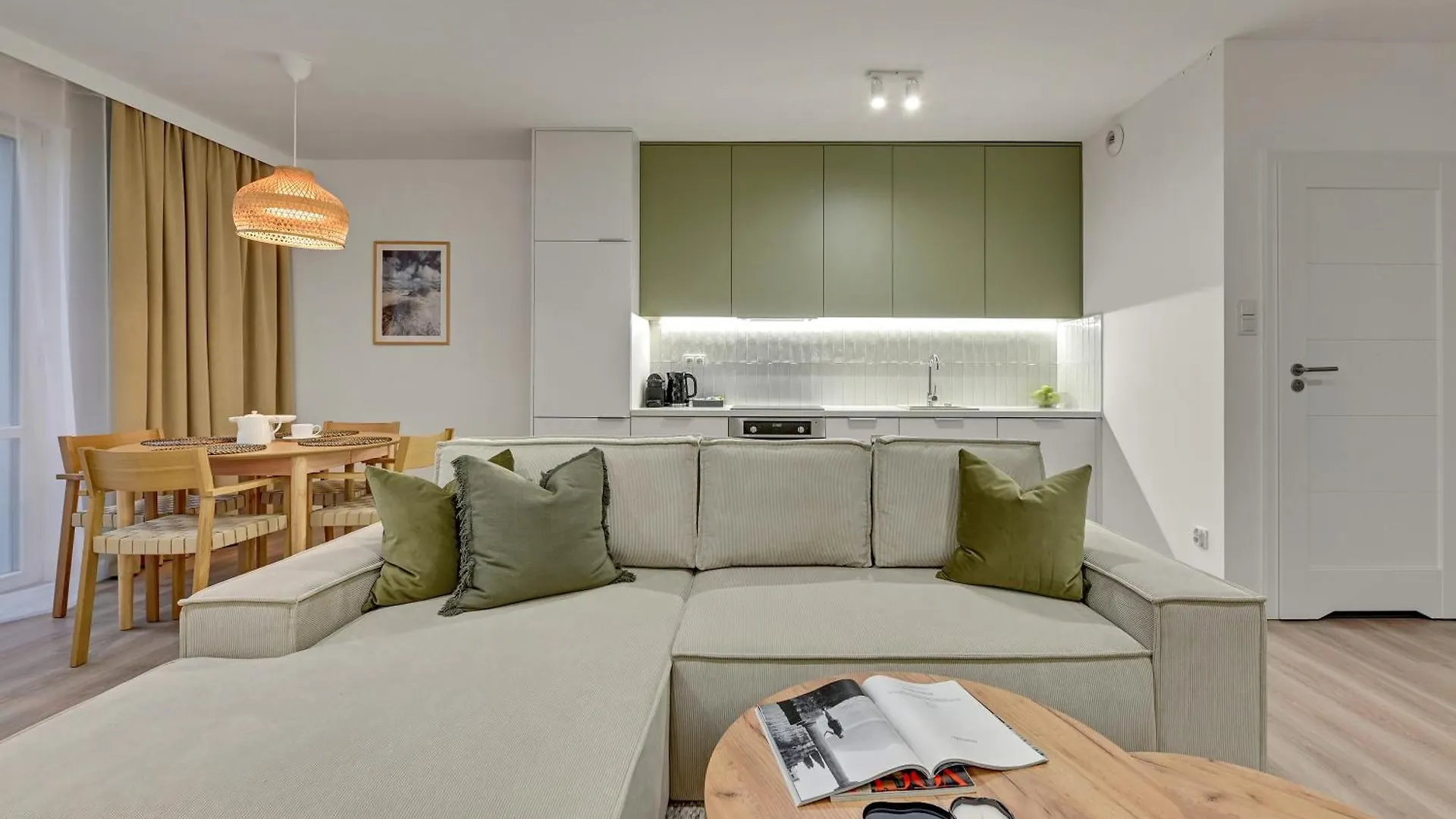 Riverfront & Parking By Downtown Apartments Gdansk Poland